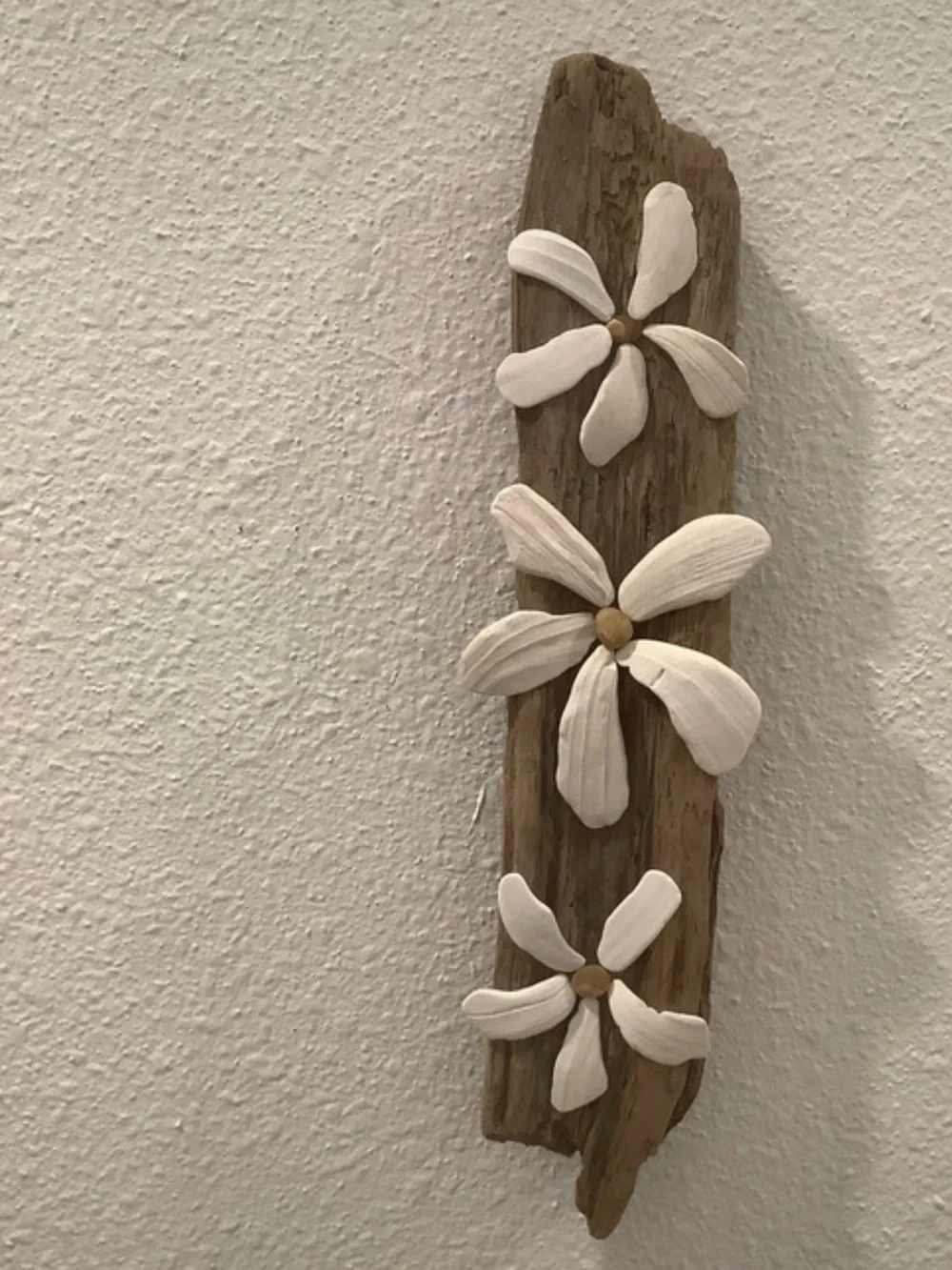 Driftwood Art, Driftwood & Seashell Flowers With Agates , Coastal Decor